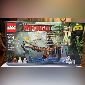 LEGO Set #70608 MASTER FALLS (LEGO Ninjago Movie) Complete-Box-Manual -Retired